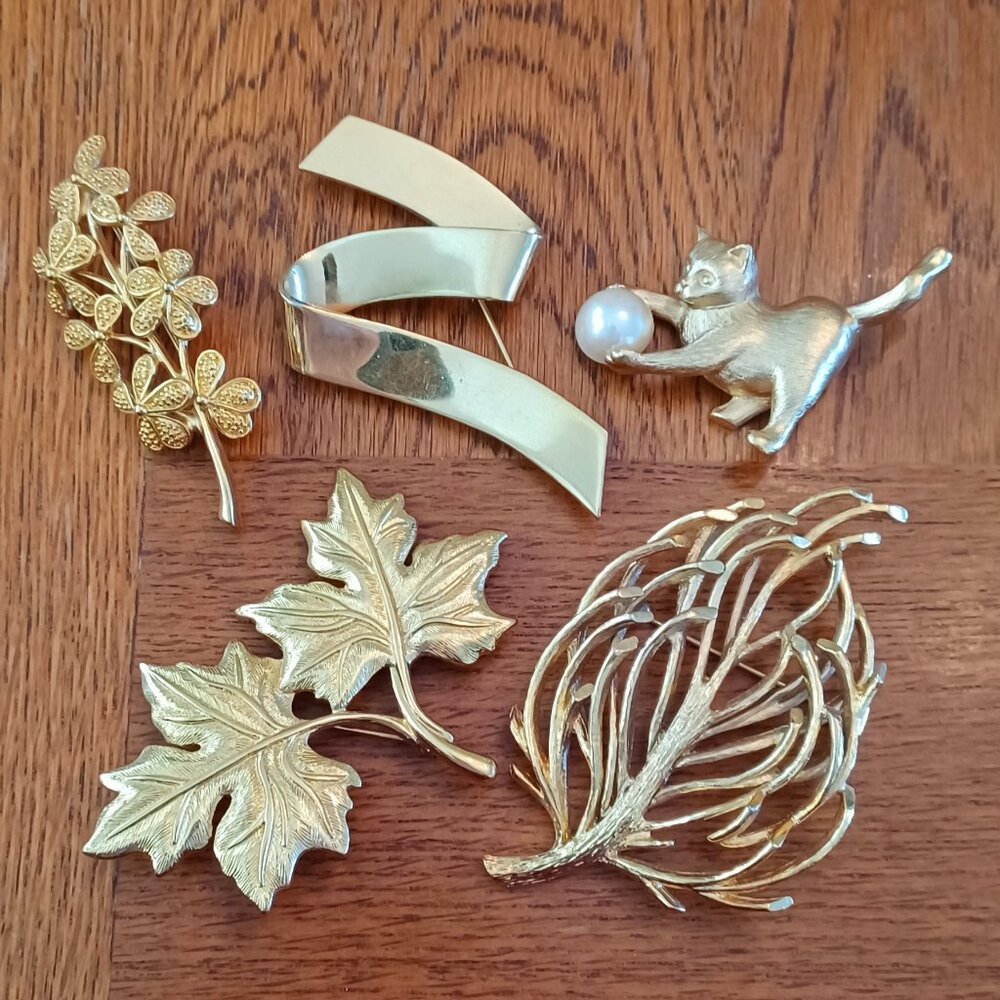 Five Monet Brooch Style Pins